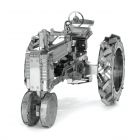 Metal Earth Traktor kovový model